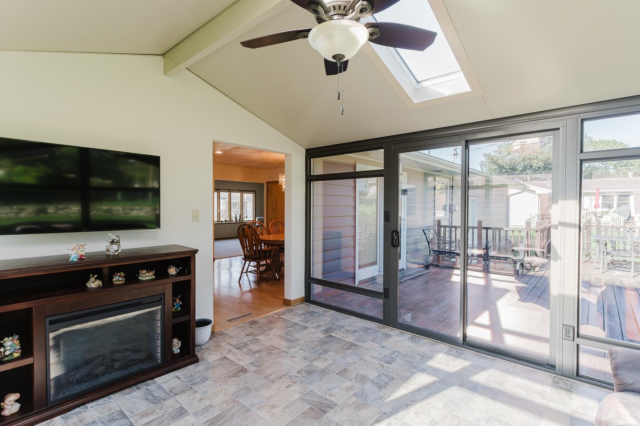 1604 Bel Air Road Norfolk, NE 68701 - Photo 17 of 35 Gallery Image 17
