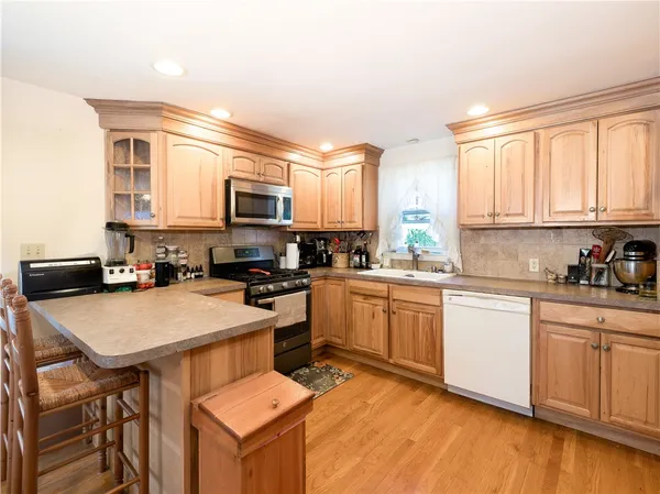 $499,900 | 48 Colvintown Road, Coventry, RI 02816