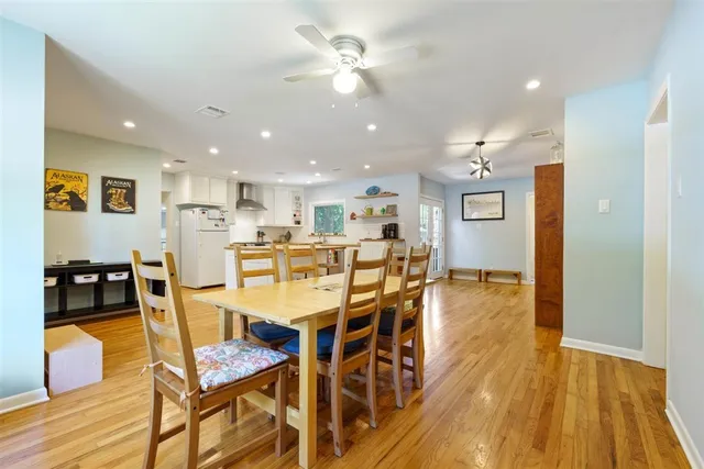 a view of a living room with furniture