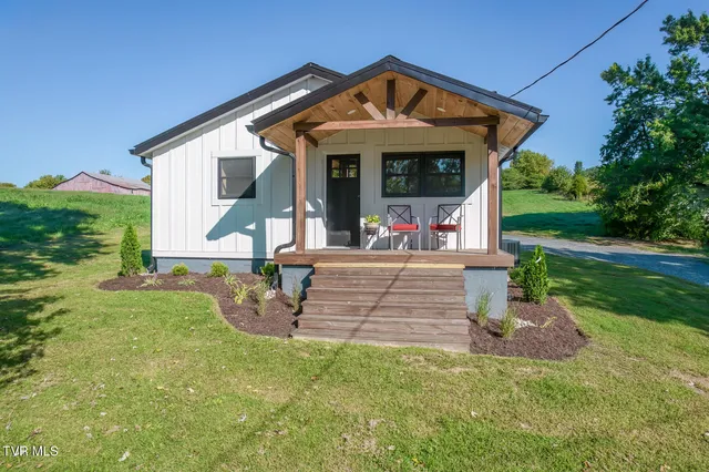 $215,000 | 356 Old Thomas Bridge Road, Bluff City, TN 37618