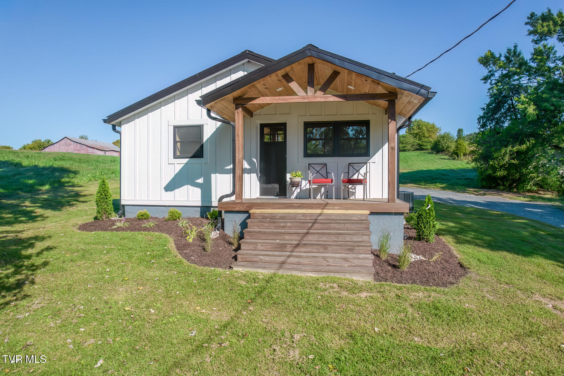 356 Old Thomas Bridge Road Bluff City, TN 37618 - Photo 1 of 28 356 Old Thomas Bridge Rd-1