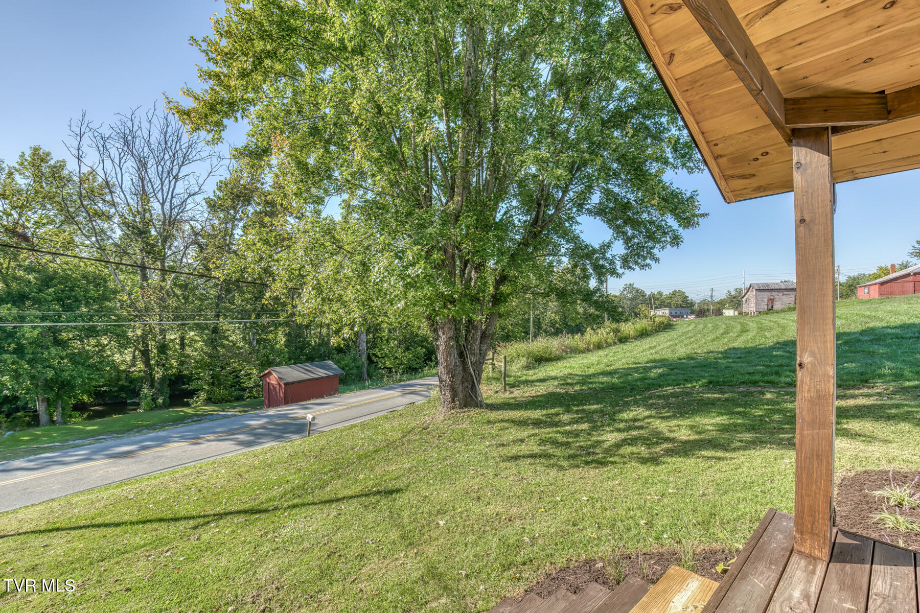 356 Old Thomas Bridge Road Bluff City, TN 37618 - Photo 2 of 28 356 Old Thomas Bridge Rd-2