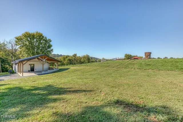 $215,000 | 356 Old Thomas Bridge Road, Bluff City, TN 37618
