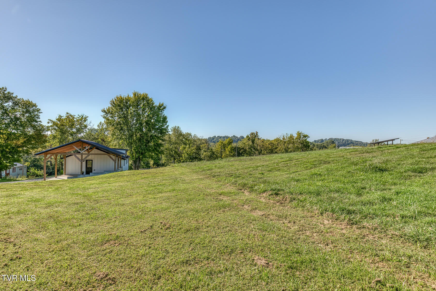 356 Old Thomas Bridge Road Bluff City, TN 37618 - Photo 27 of 28 356 Old Thomas Bridge Rd-27