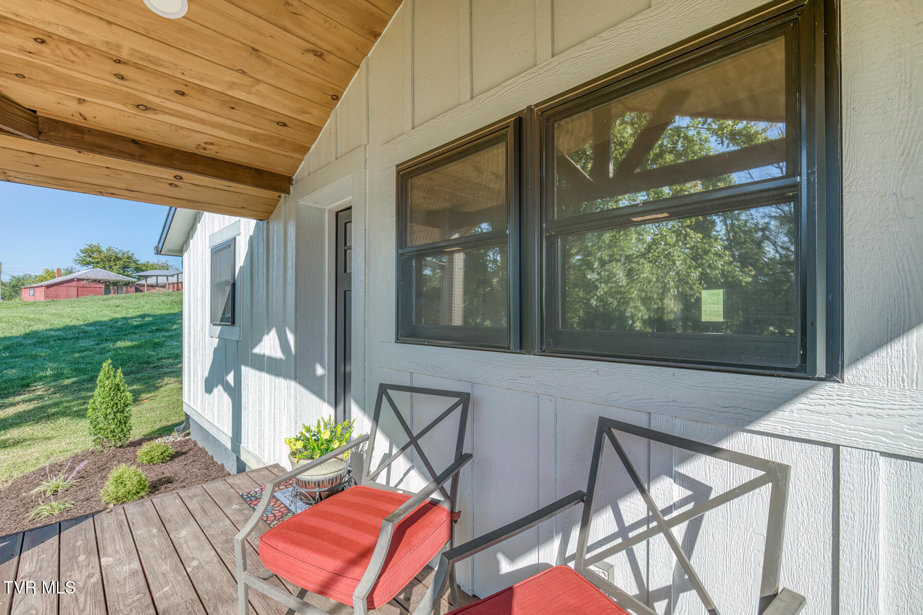 356 Old Thomas Bridge Road Bluff City, TN 37618 - Photo 3 of 28 356 Old Thomas Bridge Rd-3