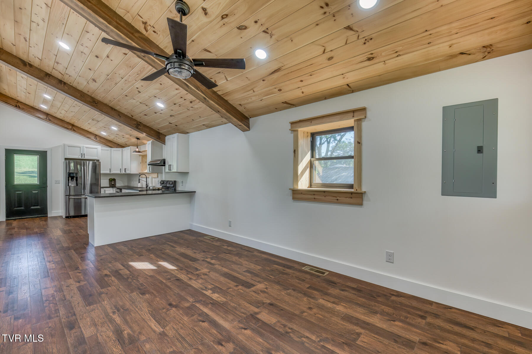 356 Old Thomas Bridge Road Bluff City, TN 37618 - Photo 4 of 28 356 Old Thomas Bridge Rd-4