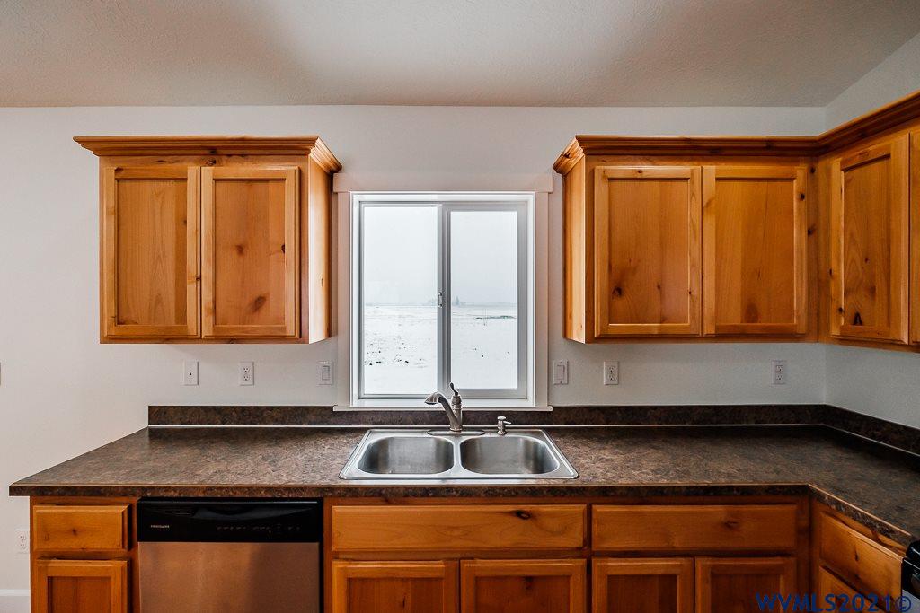 15250 Ball Road Sheridan, OR 97378 - Photo 16 of 41