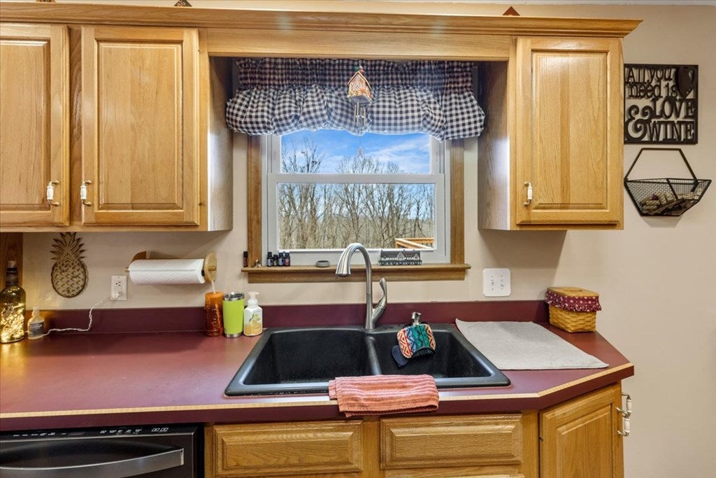 5516 Lyons Road Dublin, VA 24084 - Photo 19 of 74 Gallery Image 19