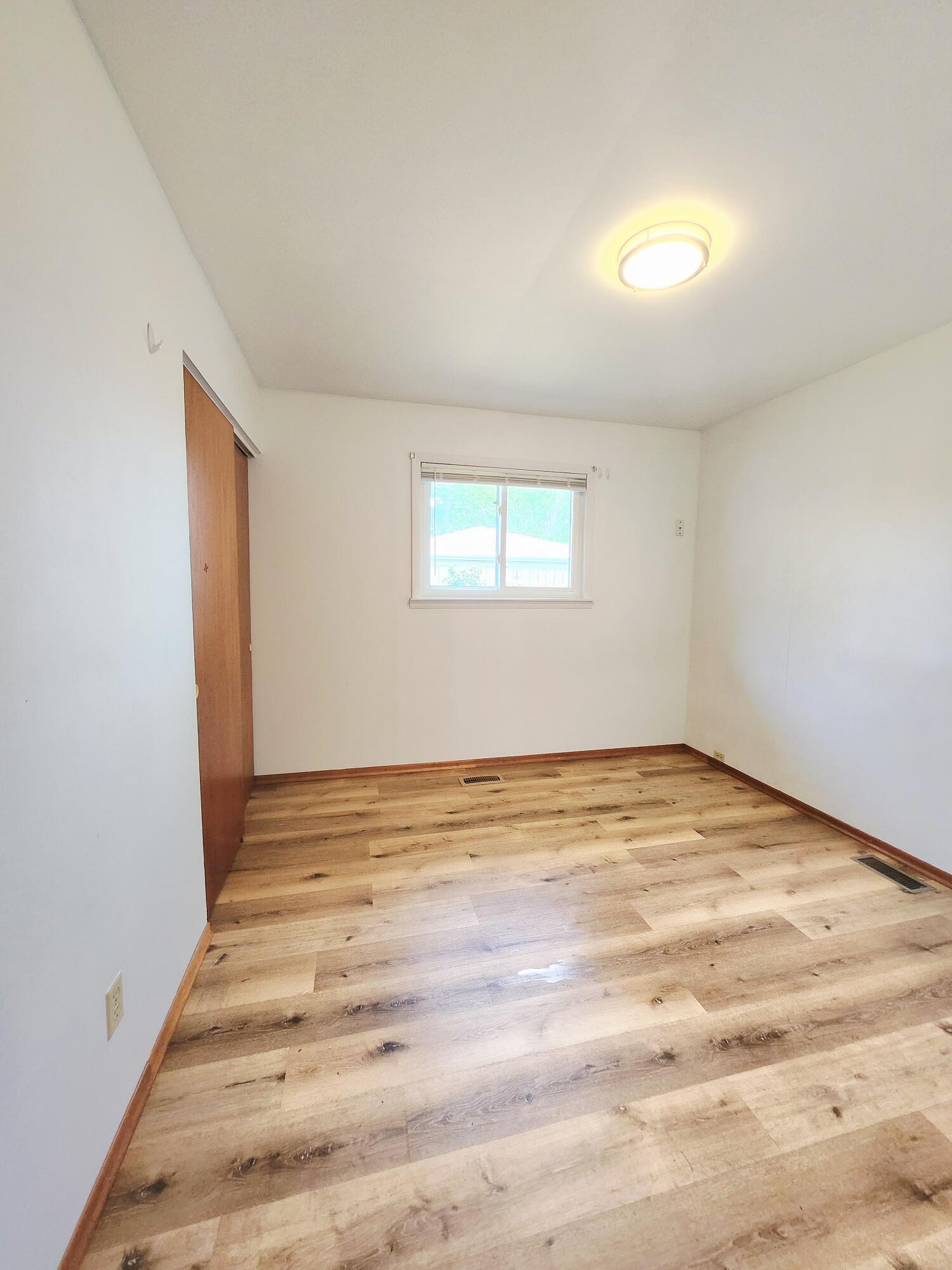 9409 5th Street Highland, IN 46322 - Photo 20 of 37 1500x2000