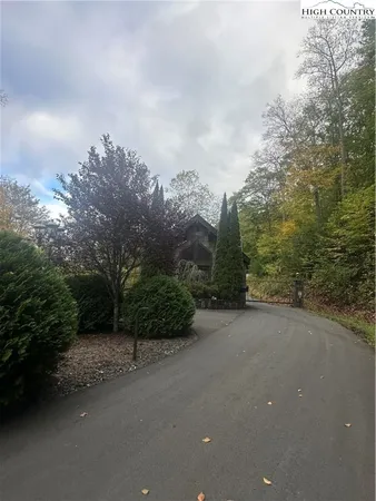 a view of a street both side of building