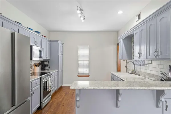 $348,000 | 9811 East 219th Circle, Peculiar, MO 64078