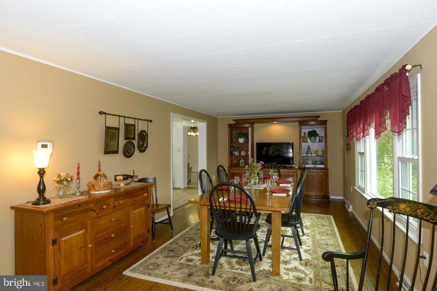 5002 Ten Oaks Road Clarksville, MD 21029 - Photo 4 of 28 Dining Room
