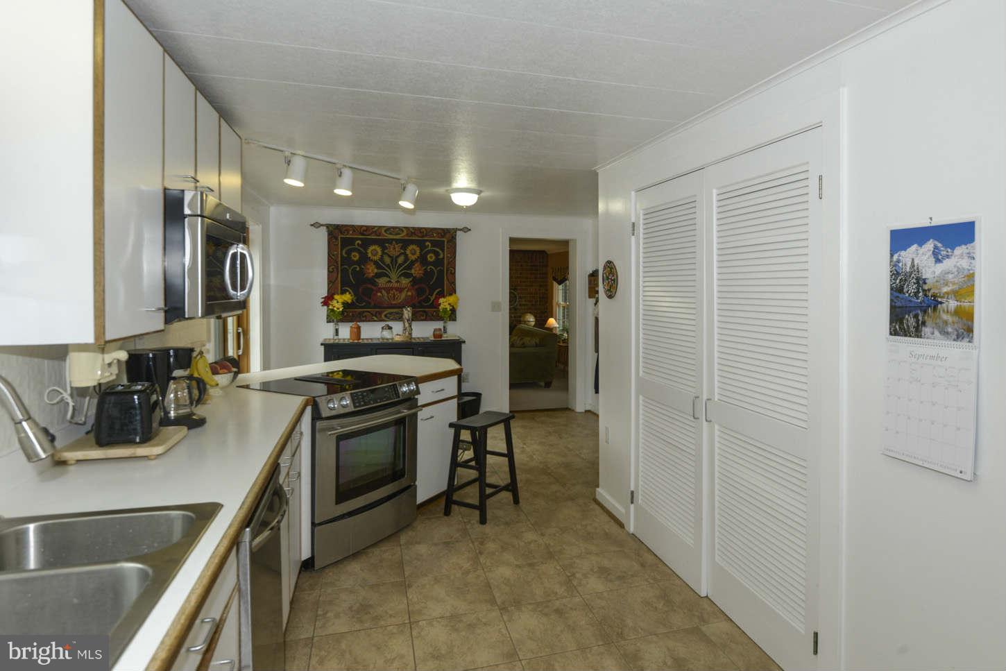 5002 Ten Oaks Road Clarksville, MD 21029 - Photo 8 of 28 Kitchen