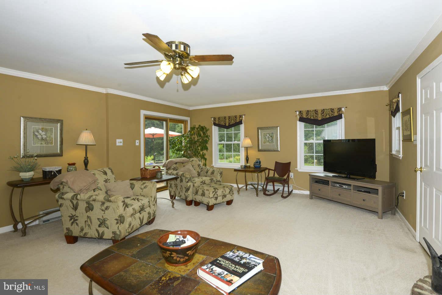 5002 Ten Oaks Road Clarksville, MD 21029 - Photo 9 of 28 Family Room