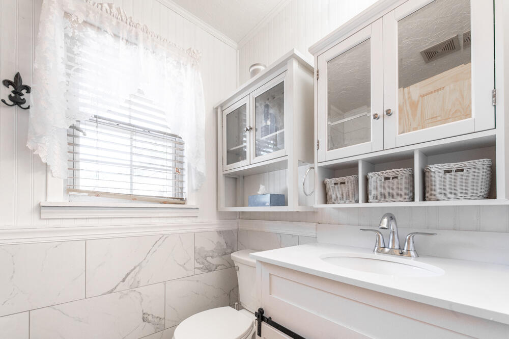 1107 Terrace Circle North Augusta, SC 29841 - Photo 11 of 28 Owner's Full Bathroom!