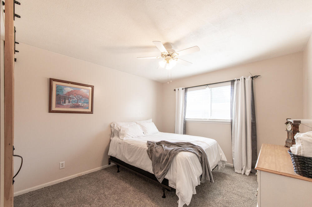 1107 Terrace Circle North Augusta, SC 29841 - Photo 13 of 28 Spare Bedroom with Full Bath!