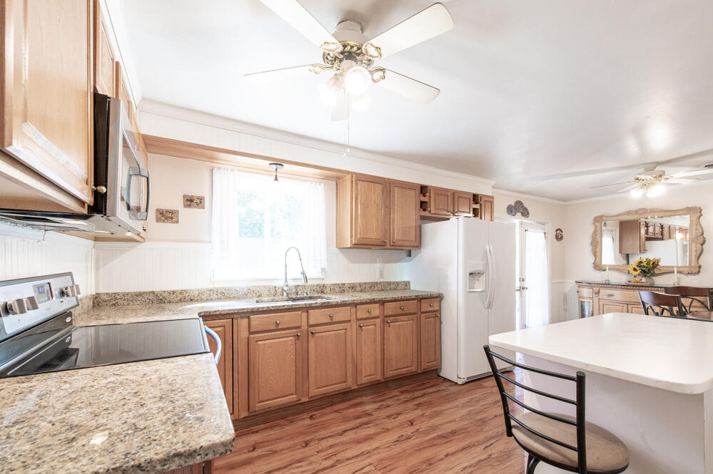 1107 Terrace Circle North Augusta, SC 29841 - Photo 5 of 28 Wooden Cabinetry!