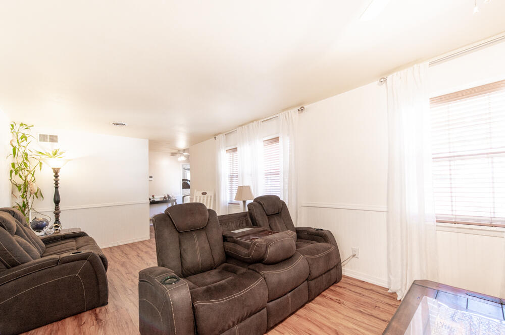 1107 Terrace Circle North Augusta, SC 29841 - Photo 8 of 28 Cozy Living Room!