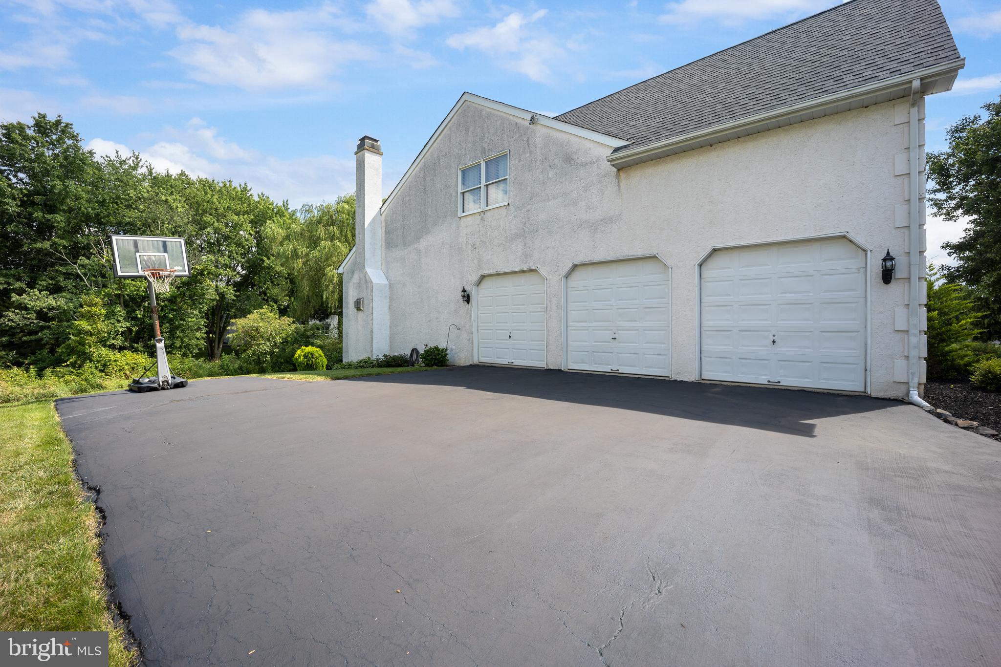 5005 Redfield Road Doylestown, PA 18902 - Photo 5 of 74 3-Car Side Entry Garage