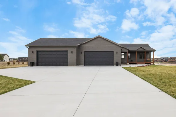 $749,000 | N8776 Island View Drive, New Lisbon, WI 53950