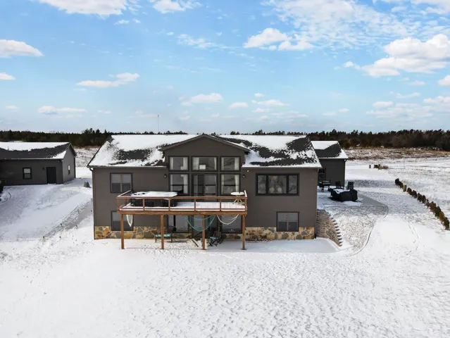 $749,000 | N8776 Island View Drive, New Lisbon, WI 53950