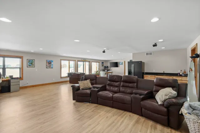 $749,000 | N8776 Island View Drive, New Lisbon, WI 53950