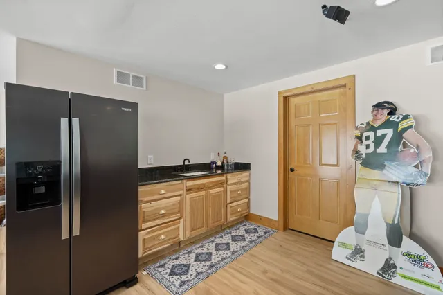 $749,000 | N8776 Island View Drive, New Lisbon, WI 53950