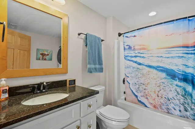 $749,000 | N8776 Island View Drive, New Lisbon, WI 53950