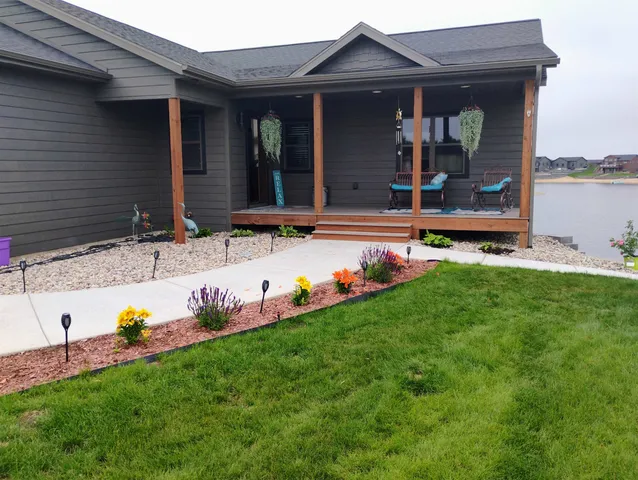 $749,000 | N8776 Island View Drive, New Lisbon, WI 53950