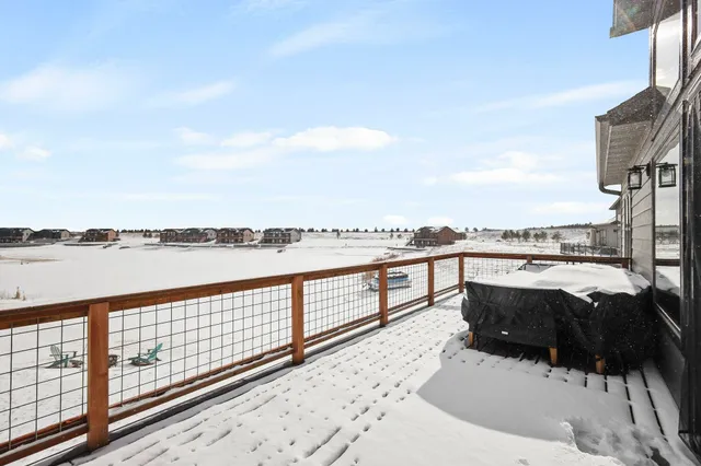 $749,000 | N8776 Island View Drive, New Lisbon, WI 53950