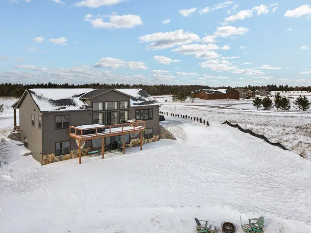 $749,000 | N8776 Island View Drive, New Lisbon, WI 53950