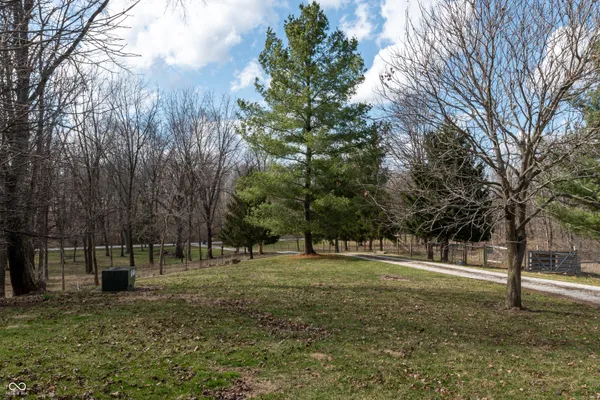$684,900 | 13455 North Co Rd 425 East, Roachdale, IN 46172