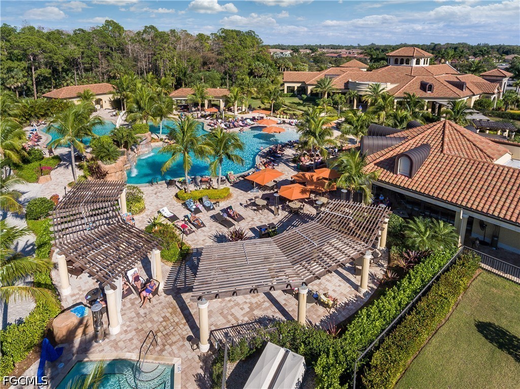 9727 Acqua Court, Unit 433 Naples, FL 34113 - Photo 34 of 43 Gallery Image 34