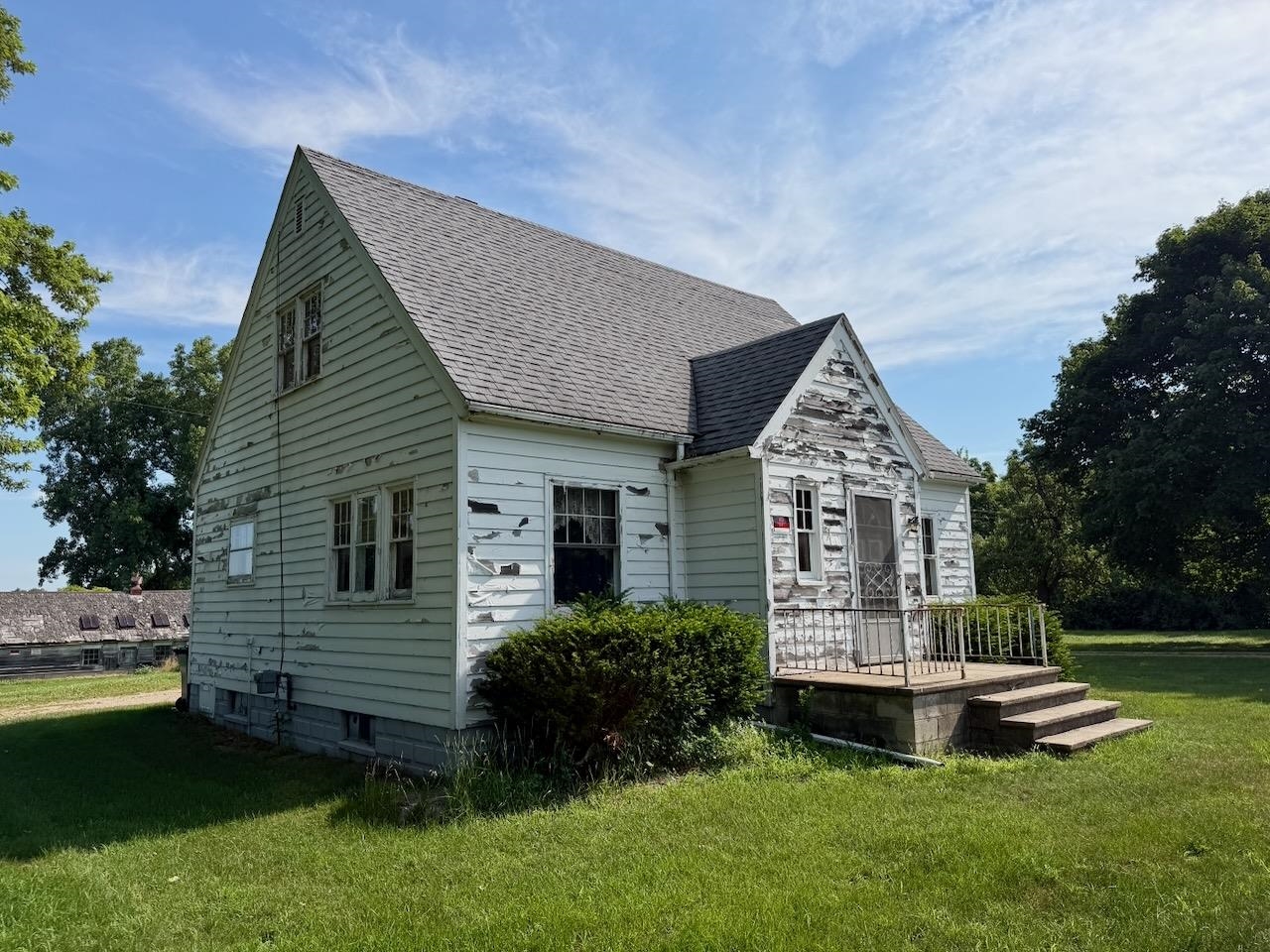 11420 Ferden Road Chesaning, MI 48616 - Photo 3 of 36