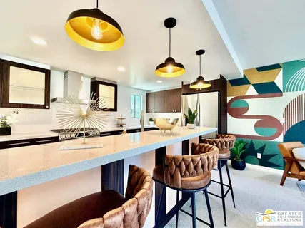$589,000 | 588 East San Lorenzo Road, Unit 105, Palm Springs, CA 92264