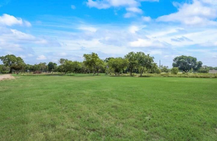 51 Stage Coach Road Fort Worth, TX 76244 - Photo 36 of 40