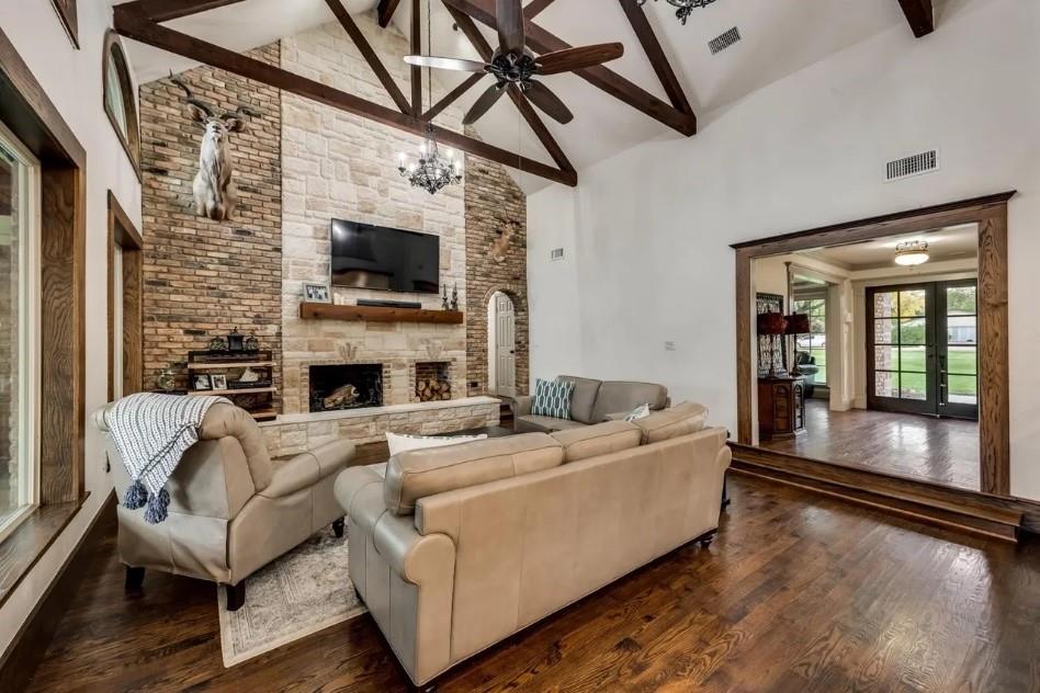 51 Stage Coach Road Fort Worth, TX 76244 - Photo 6 of 40