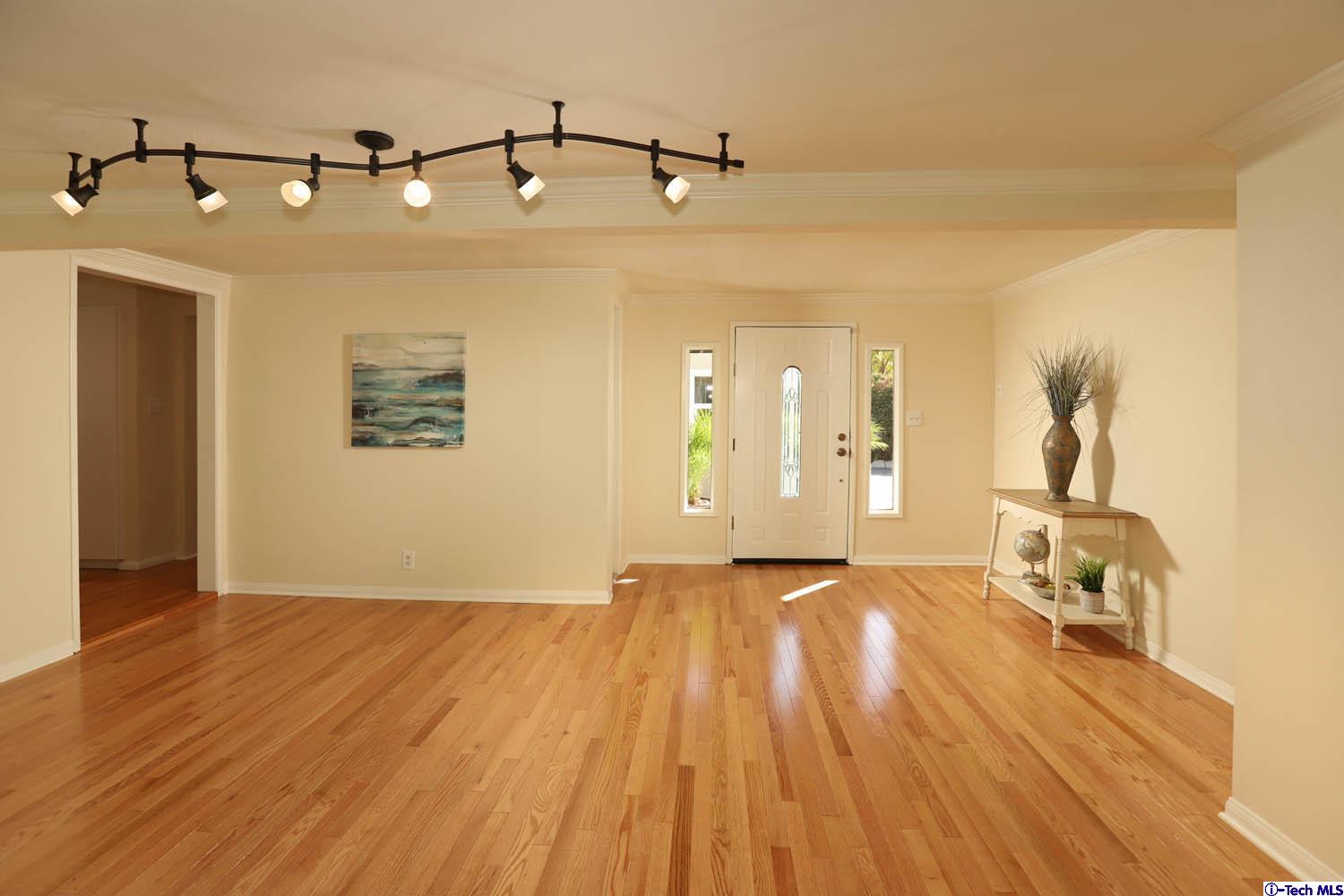 1060 Medford Road Pasadena, CA 91107 - Photo 8 of 46 Gallery Image 8