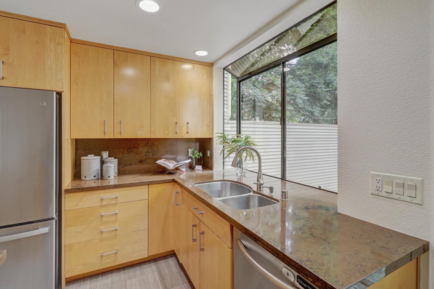 476 Wyndgate Road Sacramento, CA 95864 - Photo 36 of 69