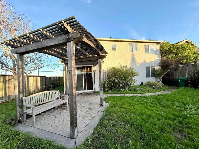 $918,000 | 643 Rock Rose Way, Richmond, CA 94806