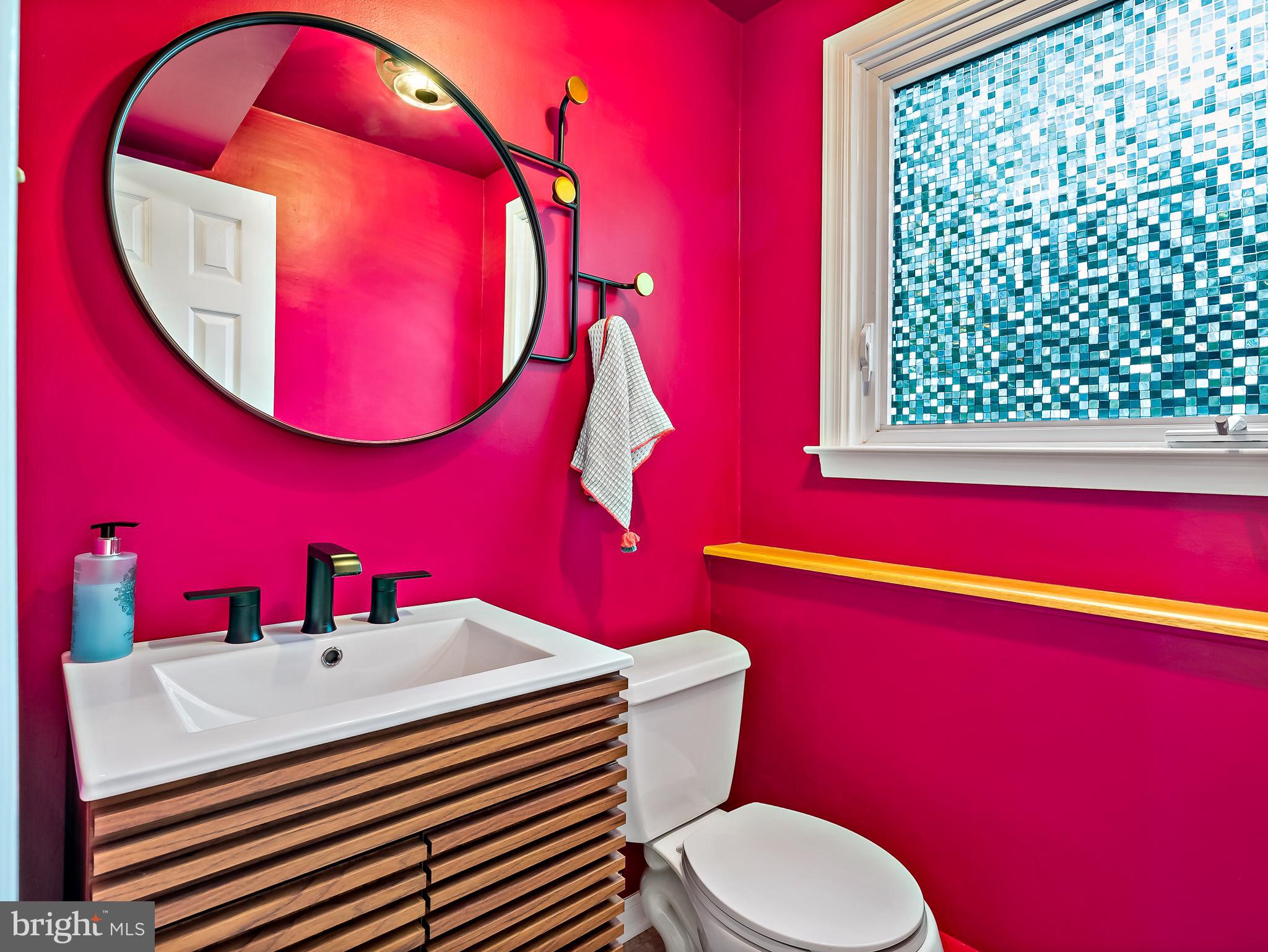 315 Danell Road Wayne, PA 19087 - Photo 16 of 34 whimsical updated powder room