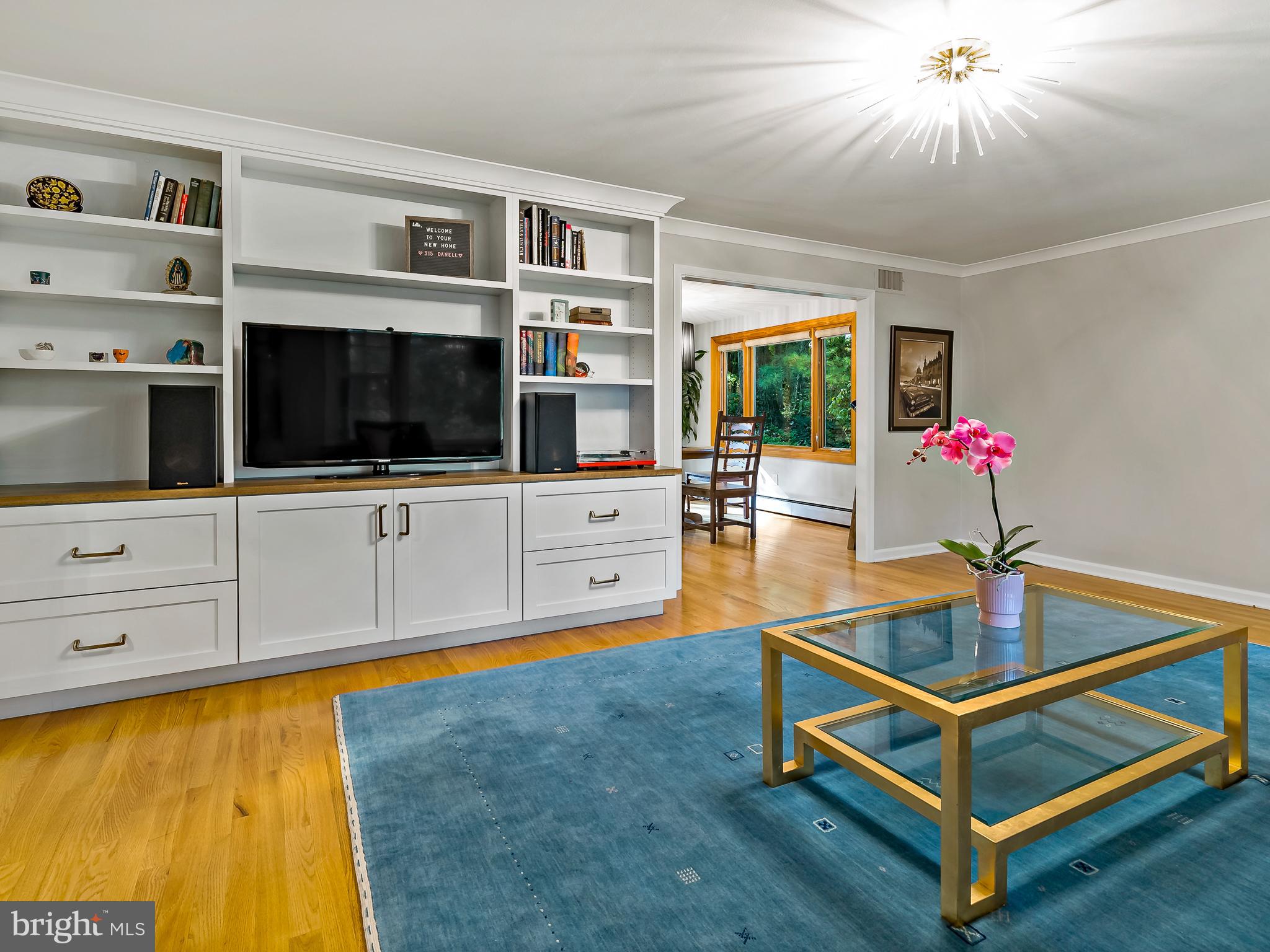 315 Danell Road Wayne, PA 19087 - Photo 6 of 34 Living room with custom new built ins!