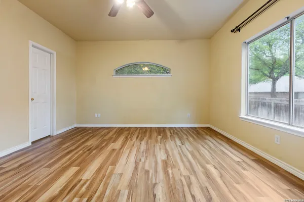 $1,650 | 2832 Berry Trace, Schertz, TX 78154