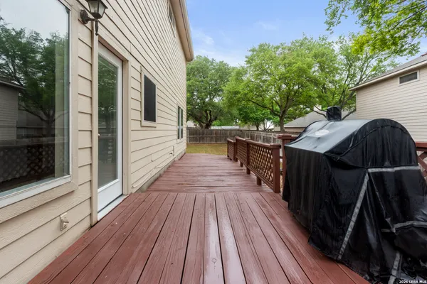 $1,650 | 2832 Berry Trace, Schertz, TX 78154