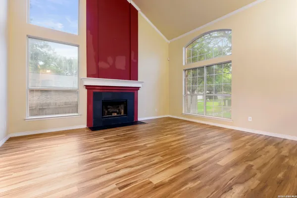 $1,650 | 2832 Berry Trace, Schertz, TX 78154