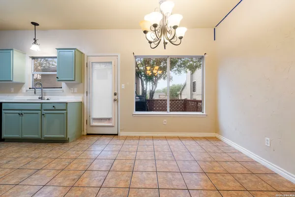 $1,650 | 2832 Berry Trace, Schertz, TX 78154