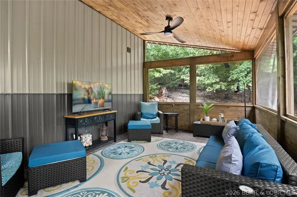 $529,000 | 132 Maple Road, Lake Ozark, MO 65049