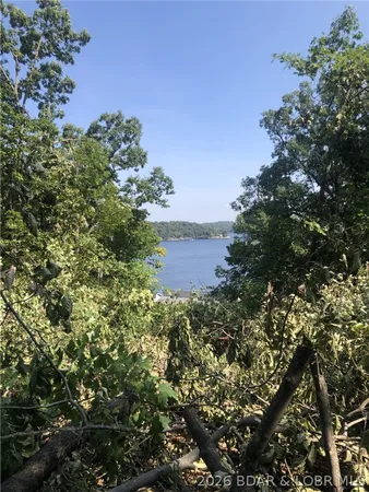 $529,000 | 132 Maple Road, Lake Ozark, MO 65049