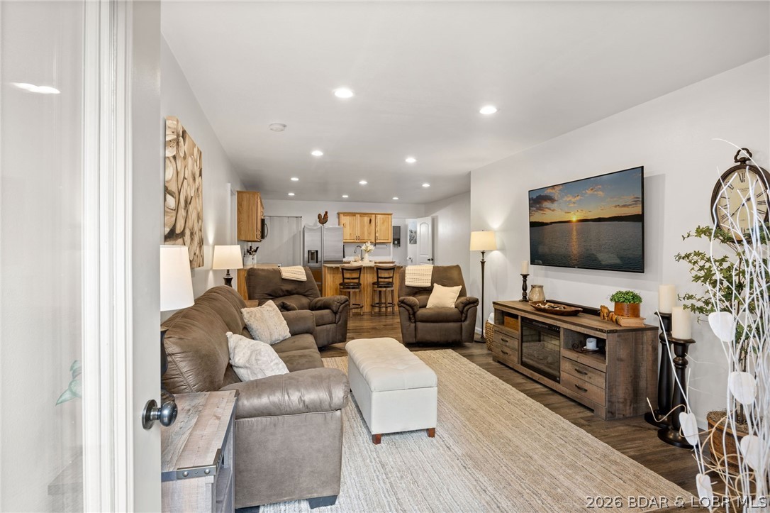 132 Maple Road Lake Ozark, MO 65049 - Photo 5 of 51