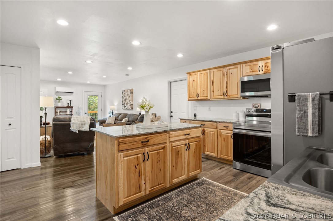 132 Maple Road Lake Ozark, MO 65049 - Photo 7 of 51